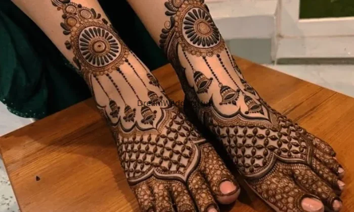 Aryan Mehandi Artist